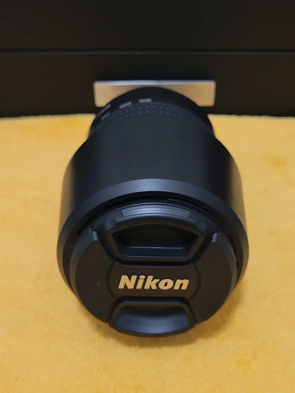 Nikon AF Nikkor 70-300mm Telephoto Zoom Lens - Black